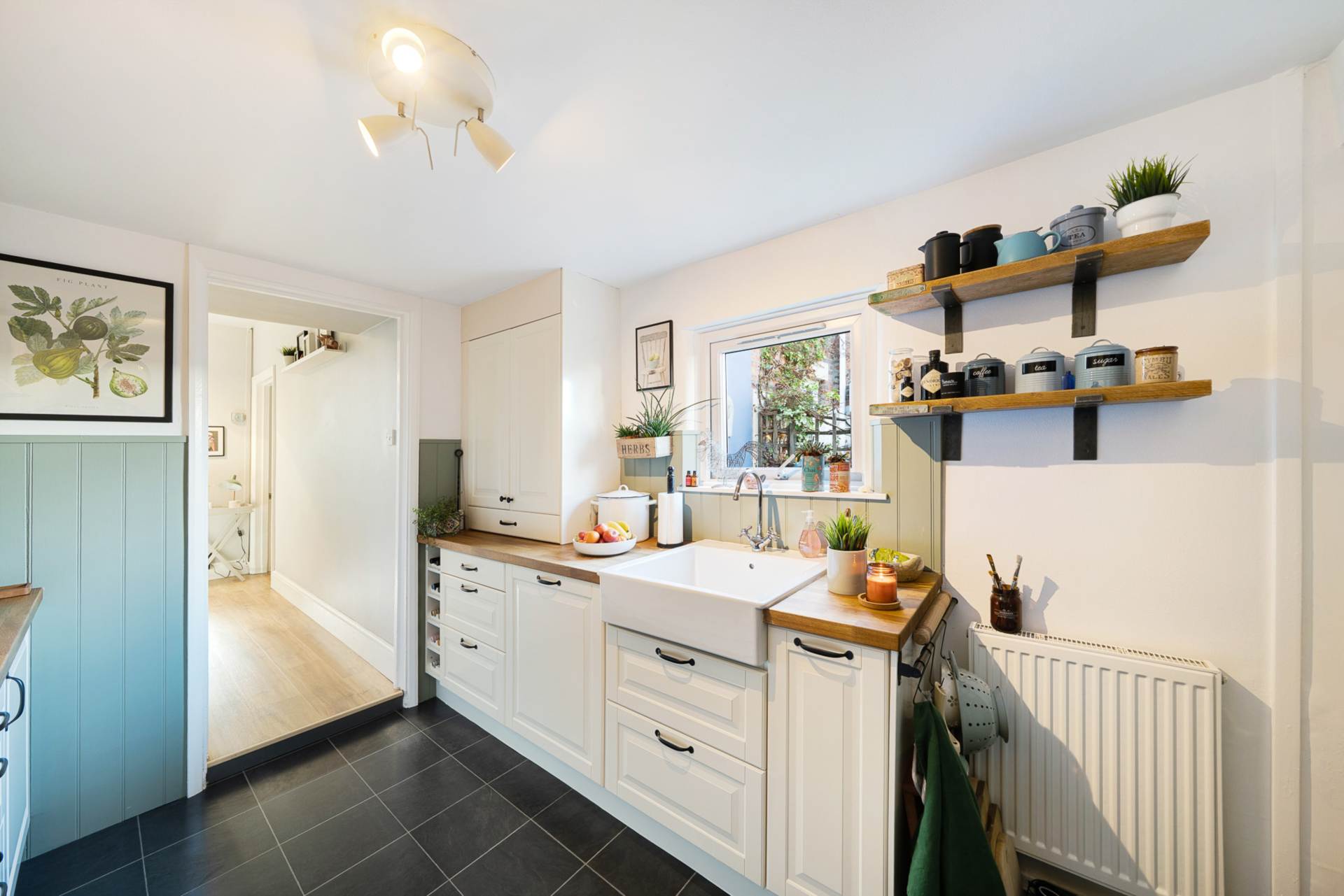 Newland Road**Beautifully Presented Throughout**100ft+ Garden**Three Bedrooms**, Image 7