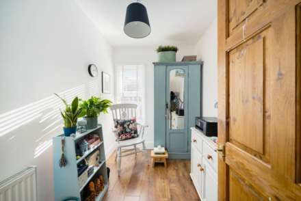 Newland Road**Beautifully Presented Throughout**100ft+ Garden**Three Bedrooms**, Image 13