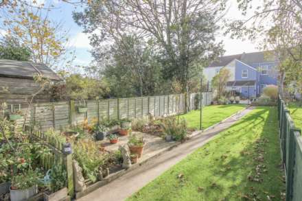 Newland Road**Beautifully Presented Throughout**100ft+ Garden**Three Bedrooms**, Image 16