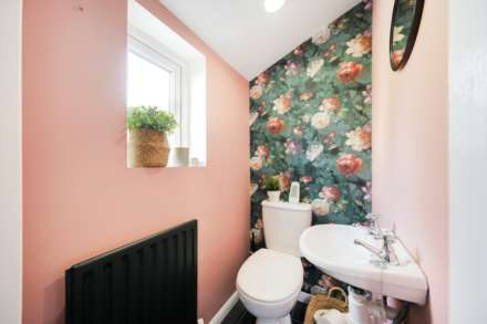 Newland Road**Beautifully Presented Throughout**100ft+ Garden**Three Bedrooms**, Image 8