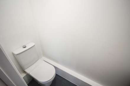 Weston super Mare**Updating Required**3 Bedrooms**, Image 4