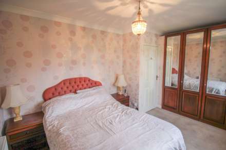 St George**Detached Bungalow**Two Double Bedrooms**South Facing Garden**, Image 10