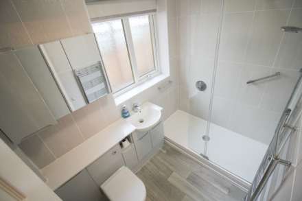 St George**Detached Bungalow**Two Double Bedrooms**South Facing Garden**, Image 13