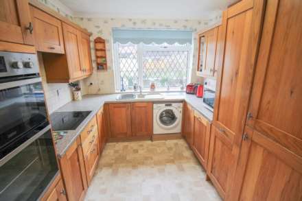 St George**Detached Bungalow**Two Double Bedrooms**South Facing Garden**, Image 6