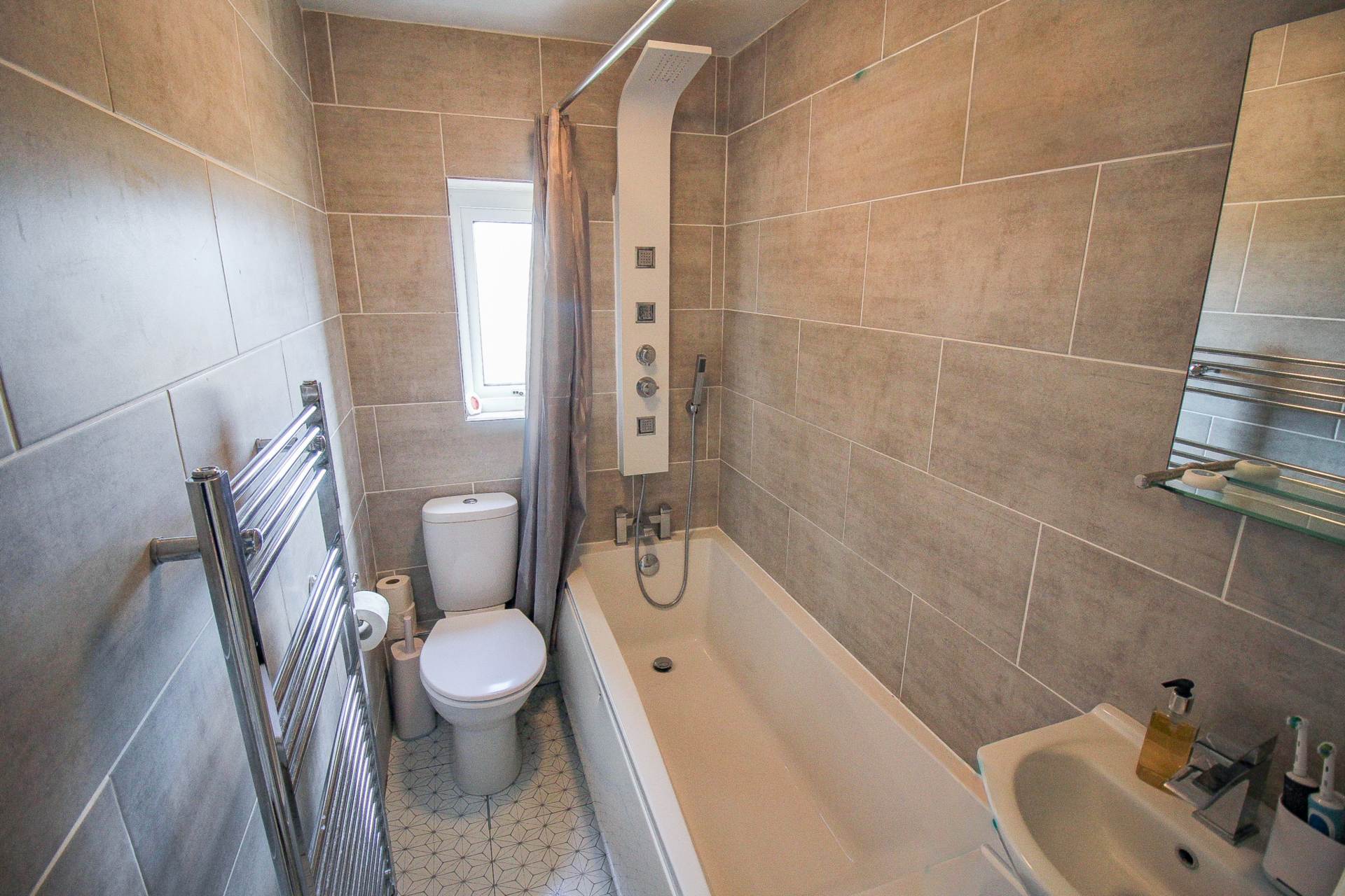 **Weston super Mare**Great Value for Money**Three Bedrooms**Good Size Garden**, Image 15