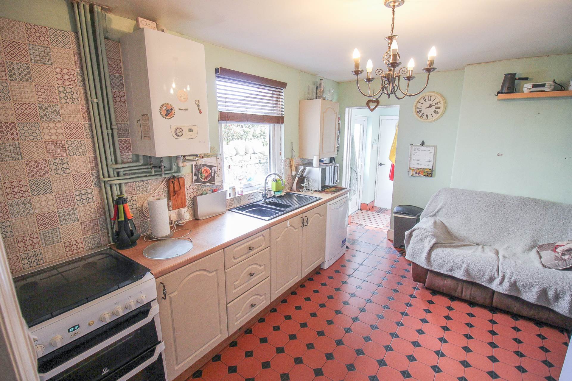 **Weston super Mare**Great Value for Money**Three Bedrooms**Good Size Garden**, Image 7