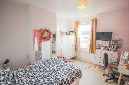 **Weston super Mare**Great Value for Money**Three Bedrooms**Good Size Garden**, Image 14