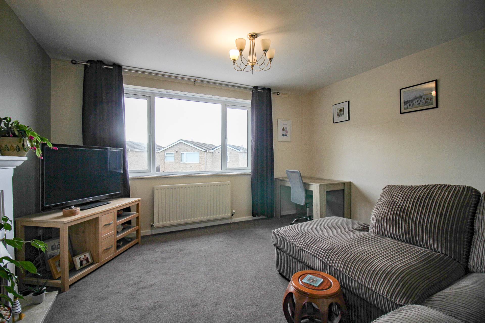 Hutton**Two Double Bedrooms**Garage & Parking**Private Garden**, Image 5