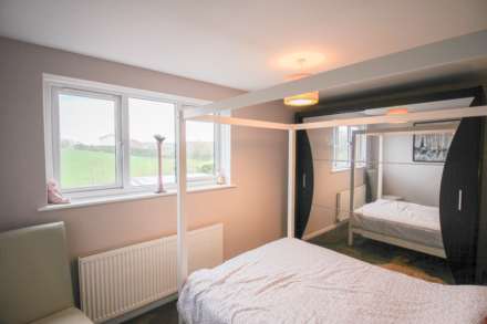 Hutton**Two Double Bedrooms**Garage & Parking**Private Garden**, Image 7