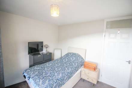 Hutton**Two Double Bedrooms**Garage & Parking**Private Garden**, Image 9