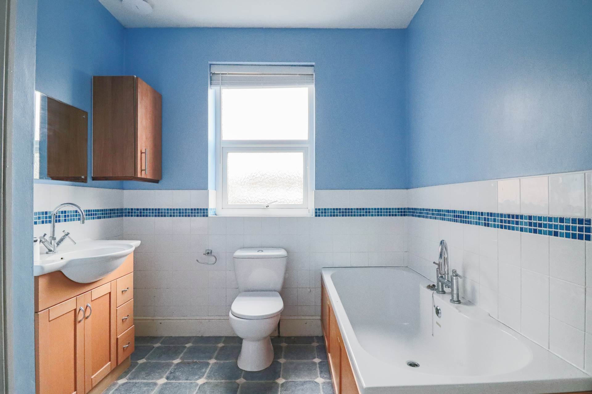 Rhyne Terrace, Uphill Village, Image 13