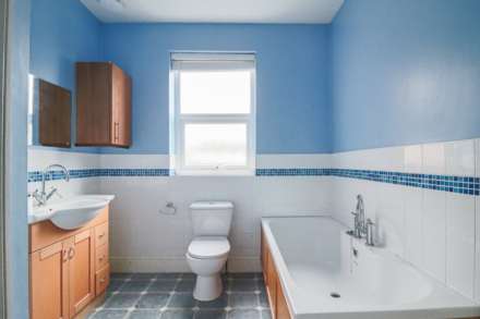 Rhyne Terrace, Uphill Village, Image 13