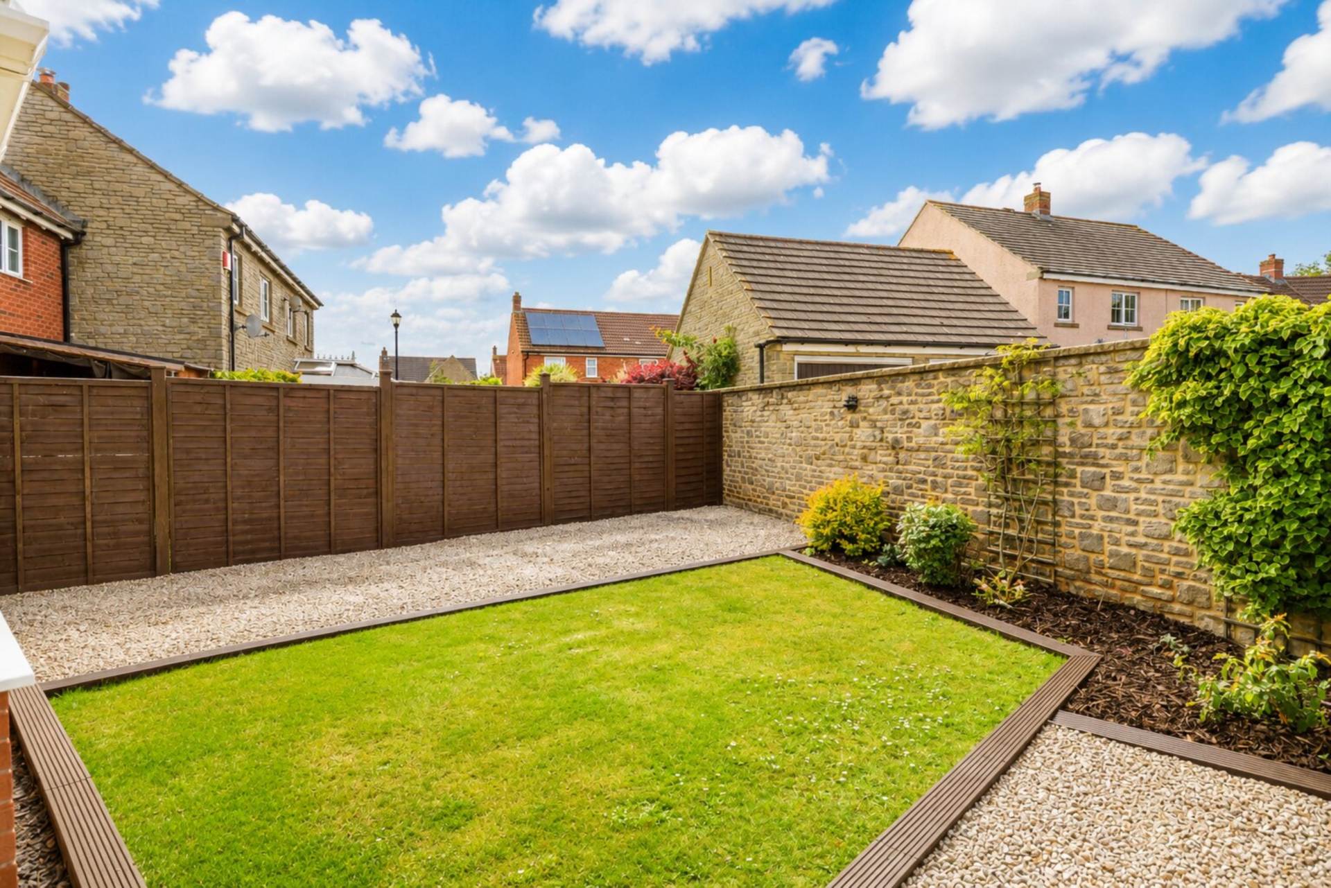 Elborough Gardens, Elborough Village, Image 11