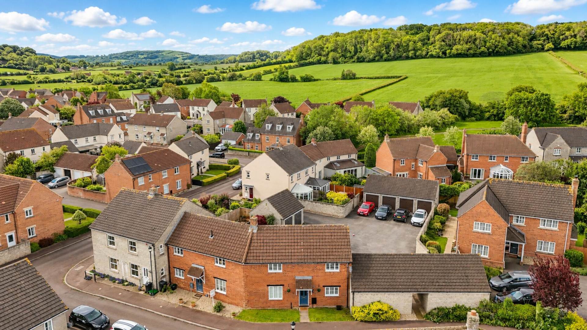 Elborough Gardens, Elborough Village, Image 2