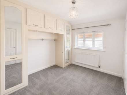 Elborough Gardens, Elborough Village, Image 16
