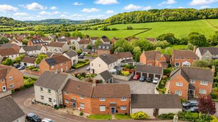 Elborough Gardens, Elborough Village, Image 2
