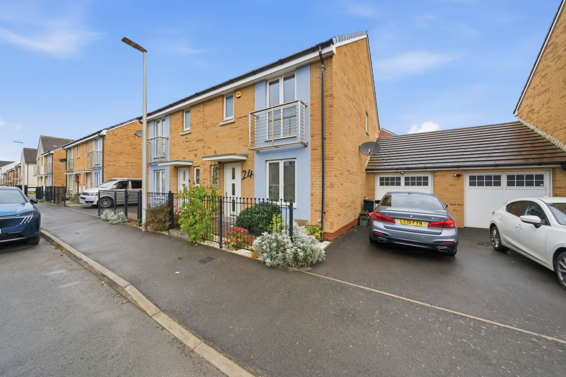 Rapide Way, Haywood Village - Exceptionally Updated Home, Image 1