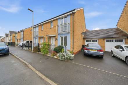 Rapide Way, Haywood Village - Exceptionally Updated Home, Image 1