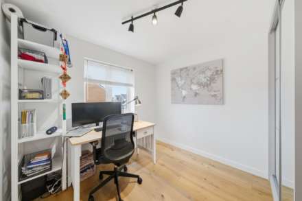 Rapide Way, Haywood Village - Exceptionally Updated Home, Image 14