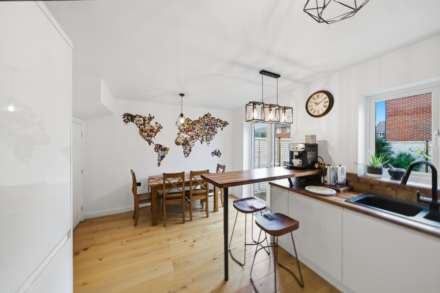 Rapide Way, Haywood Village - Exceptionally Updated Home, Image 6