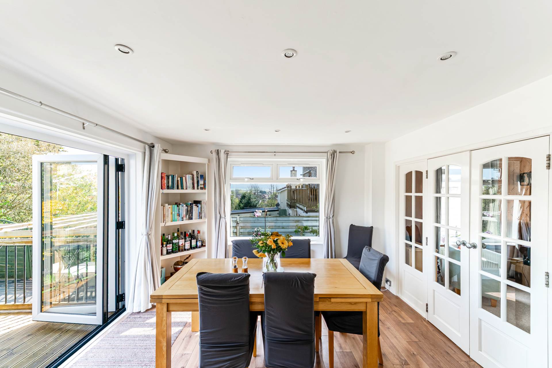 Manor Road**Light & Spacious Throughout**4 Bedrooms**Close to Town**, Image 11