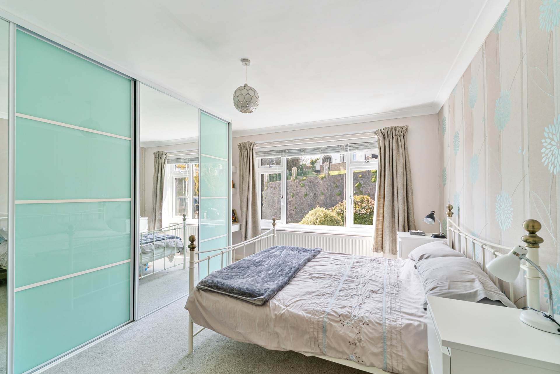 Manor Road**Light & Spacious Throughout**4 Bedrooms**Close to Town**, Image 21