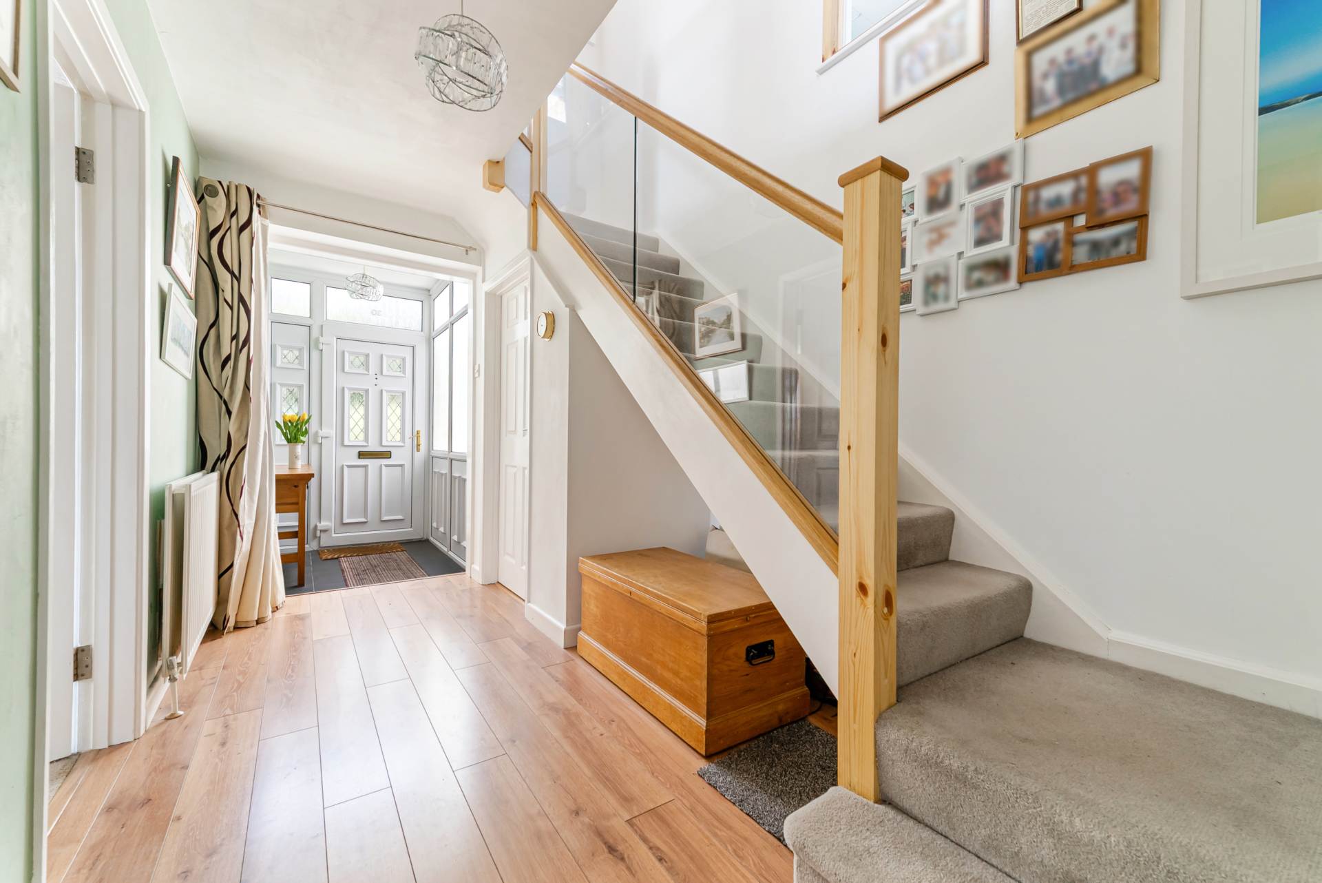 Manor Road**Light & Spacious Throughout**4 Bedrooms**Close to Town**, Image 6