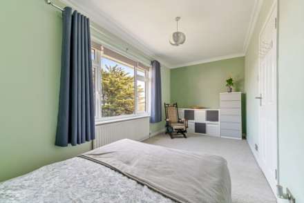 Manor Road**Light & Spacious Throughout**4 Bedrooms**Close to Town**, Image 24