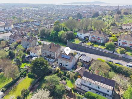 Manor Road**Light & Spacious Throughout**4 Bedrooms**Close to Town**, Image 5