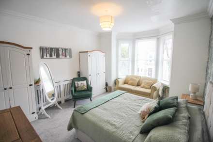 South Ward**4/5 Bedrooms**2/3 Reception Rooms**Substantial Family Home**Close to Beach & Amenities**, Image 13