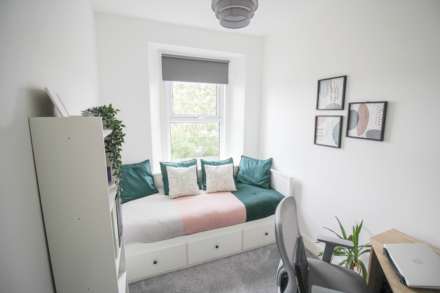 South Ward**4/5 Bedrooms**2/3 Reception Rooms**Substantial Family Home**Close to Beach & Amenities**, Image 19