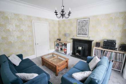 South Ward**4/5 Bedrooms**2/3 Reception Rooms**Substantial Family Home**Close to Beach & Amenities**, Image 3