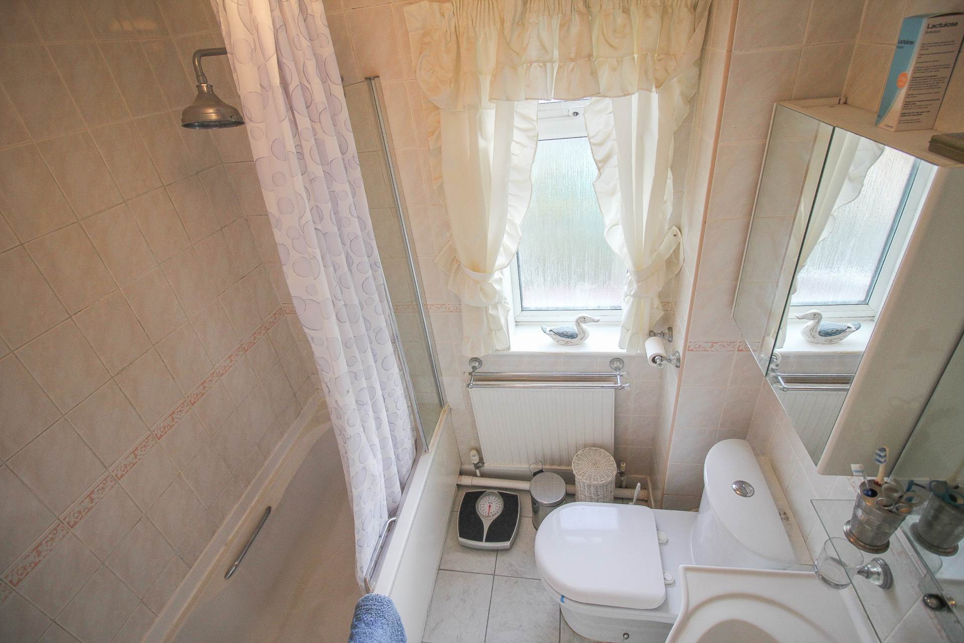 Simons Close, Worle, Image 12