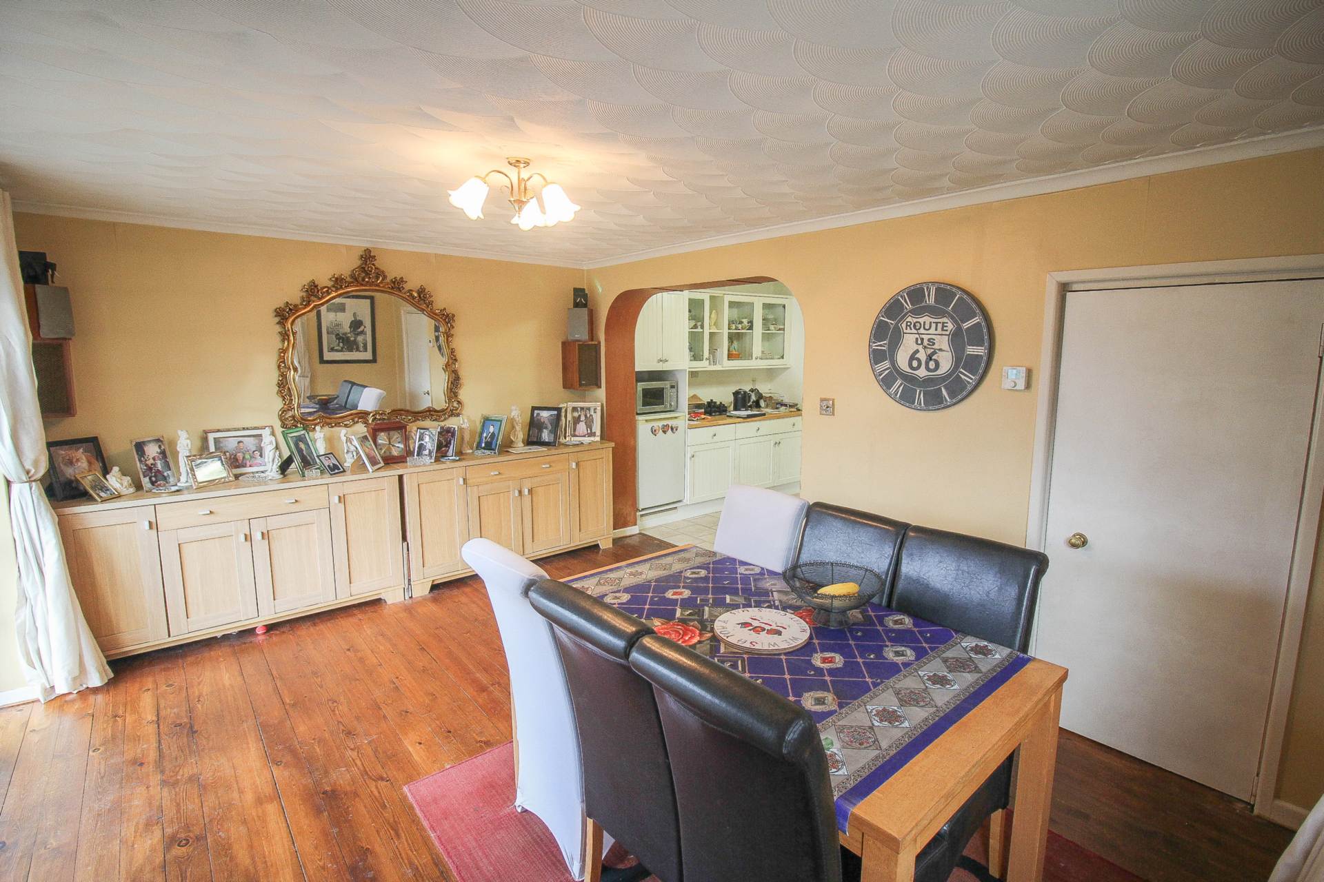 Simons Close, Worle, Image 5