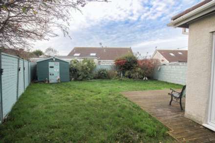 Simons Close, Worle, Image 14