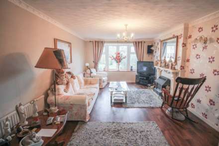 Simons Close, Worle, Image 2