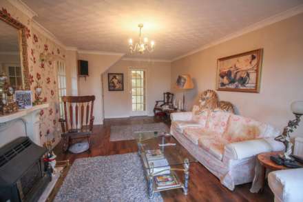 Simons Close, Worle, Image 3