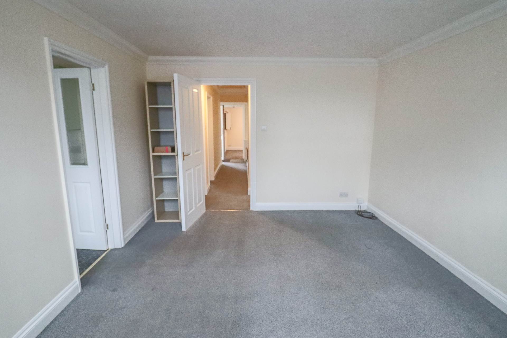 Moorland Road**Two Bedrooms**Ground Floor**Parking**Courtyard Garden**, Image 3