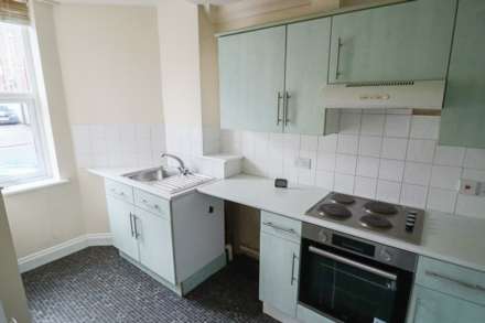 Moorland Road**Two Bedrooms**Ground Floor**Parking**Courtyard Garden**, Image 5