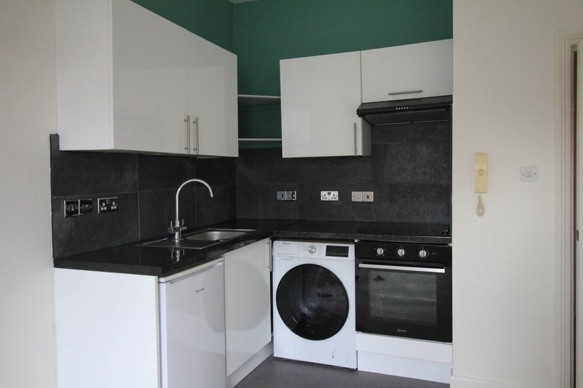 Milburn Road, Weston-super-Mare, Image 3