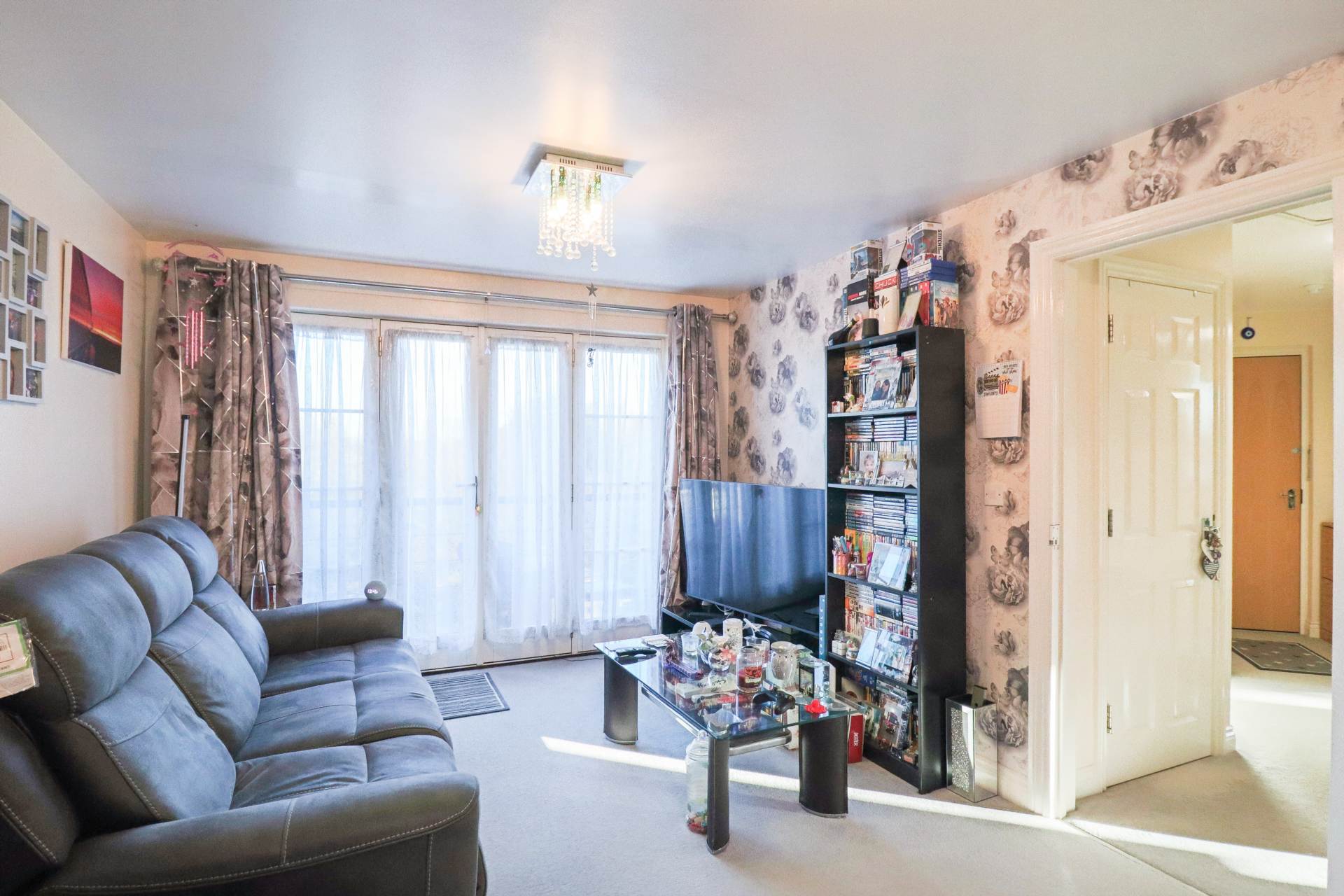 Kensington, Stormont Court - Superb First Time Buy, Image 3