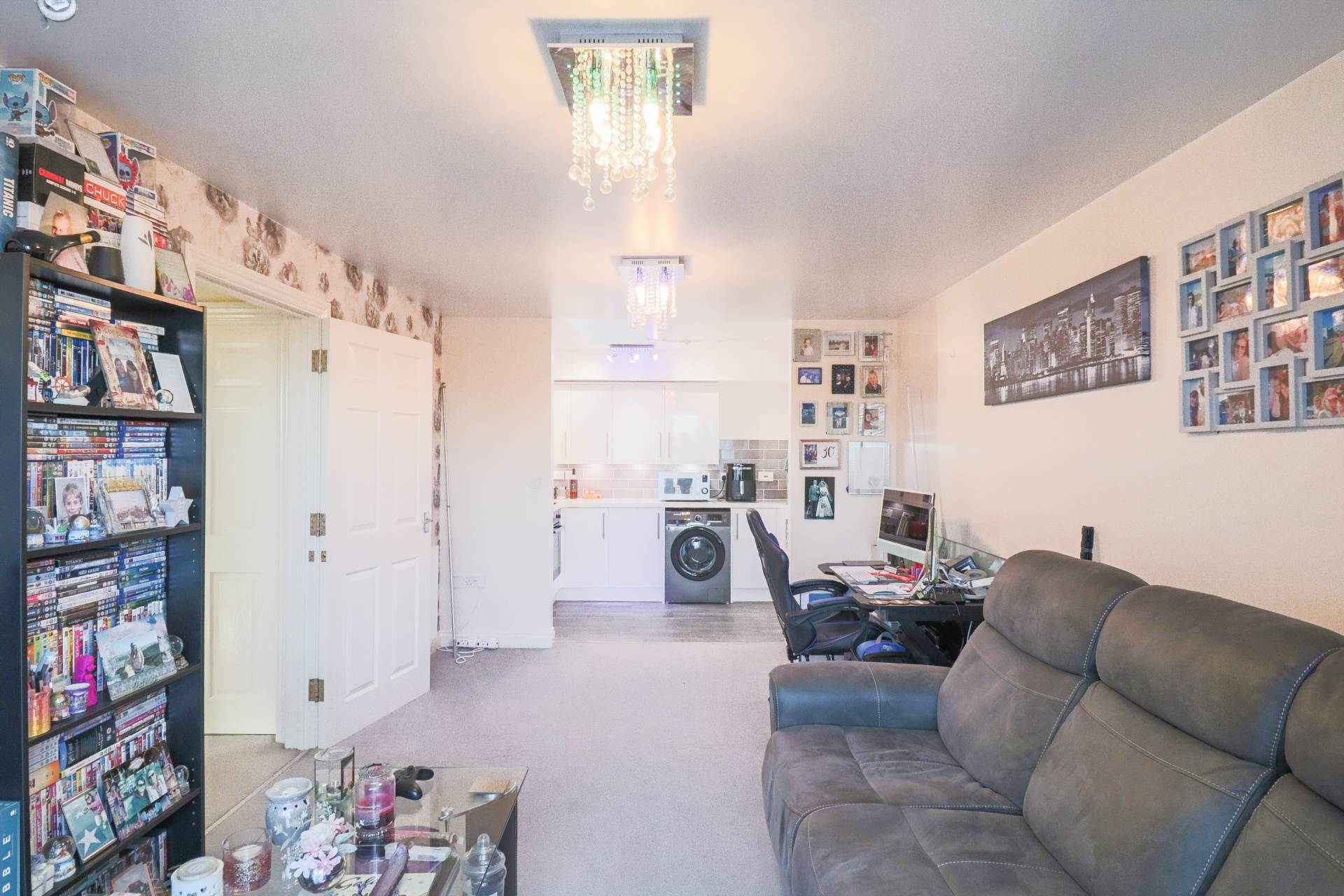 Kensington, Stormont Court - Superb First Time Buy, Image 6