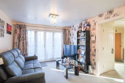 Kensington, Stormont Court - Superb First Time Buy, Image 3