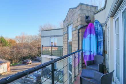 Kensington, Stormont Court - Superb First Time Buy, Image 4