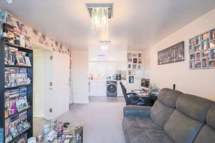 Kensington, Stormont Court - Superb First Time Buy, Image 6