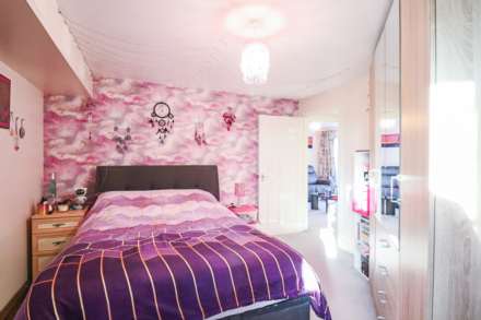 Kensington, Stormont Court - Superb First Time Buy, Image 9