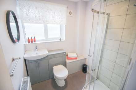 Weston Outskirts**Very Well Presented**Close to Hospital**Two Double Bedrooms**, Image 13