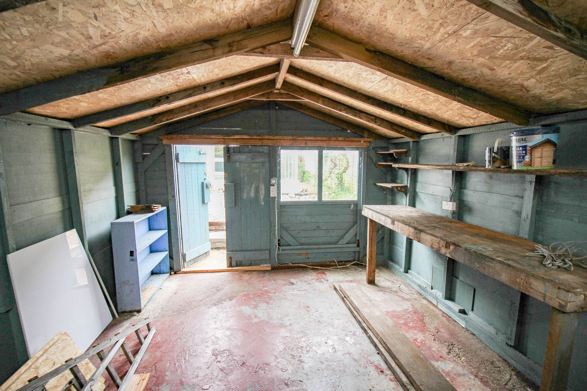 Charming Cottage**Two Bedrooms**Two Reception Rooms & Conseravtory**Sunny Garden**, Image 21