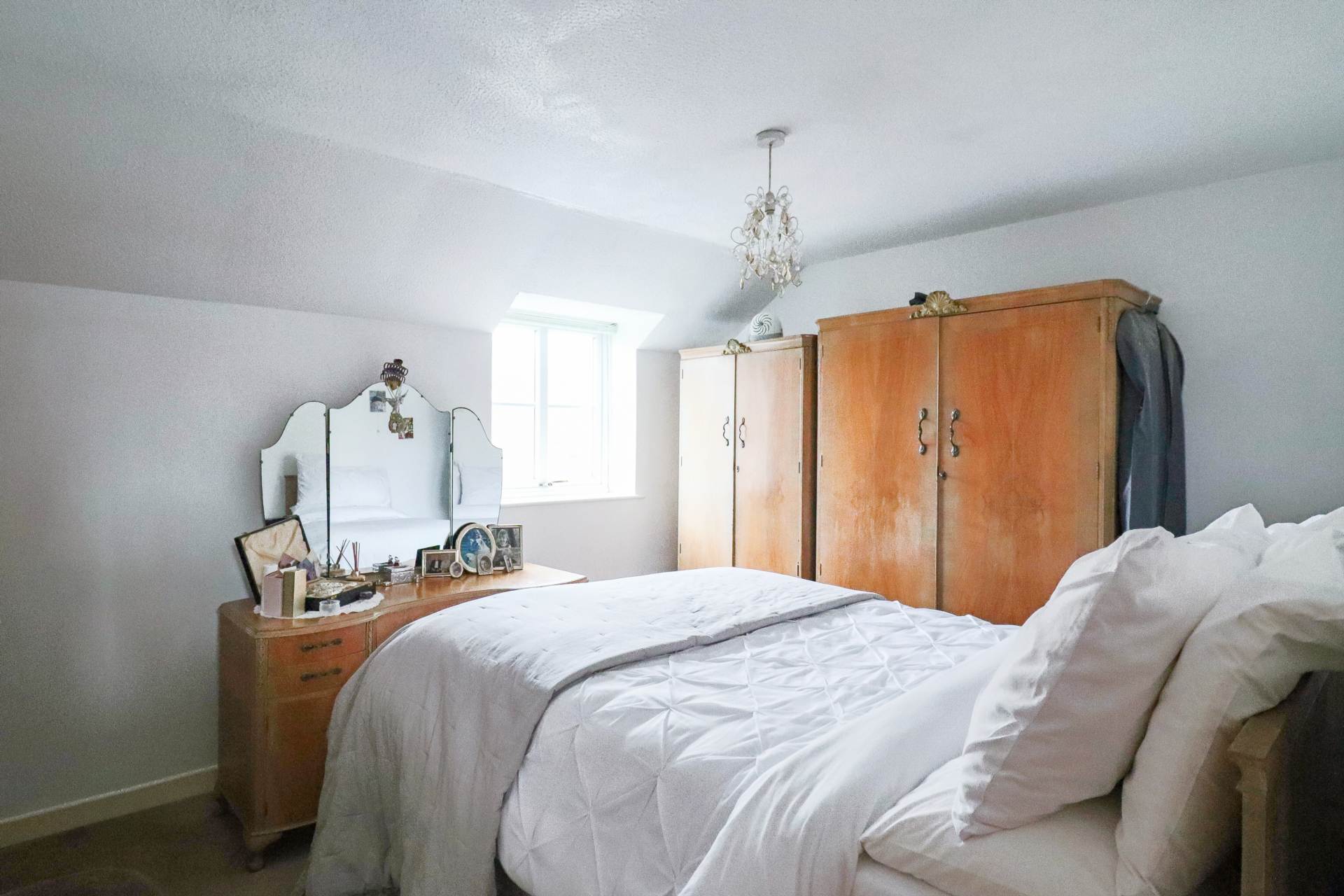 Old Station Close, Cheddar, Image 9