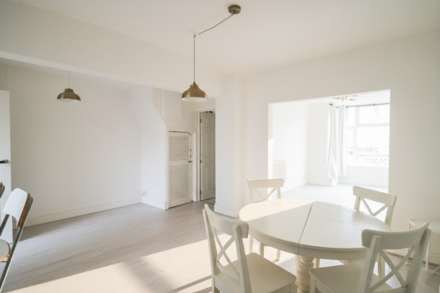 Dumfries Place, South Ward, Image 4